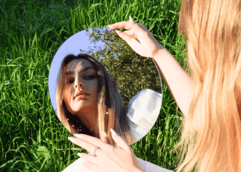 Как повысить самооценку женщине